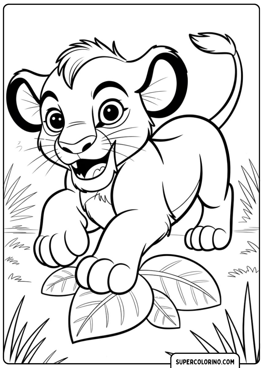 Image colorée du jeune Simba rampant de manière ludique sur une grande feuille et souriant.